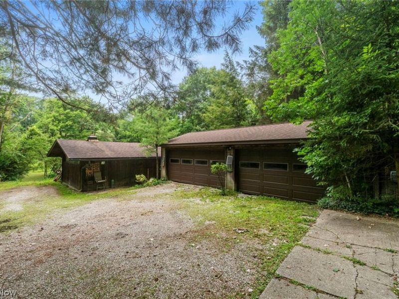 13610 Sperry Road , Novelty, OH 44072 Photo 2