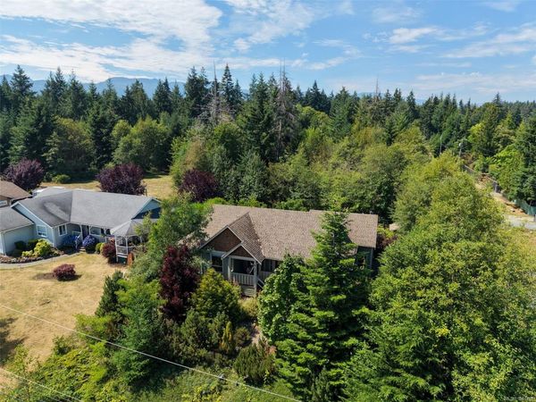 126 Bayridge Pl , Bowser, BC V0R 1G0