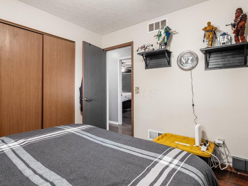 555 N Washington Street , Utica, OH 43080 Photo 13
