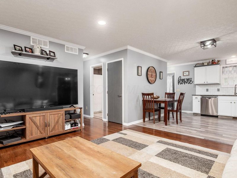 555 N Washington Street , Utica, OH 43080 Photo 5