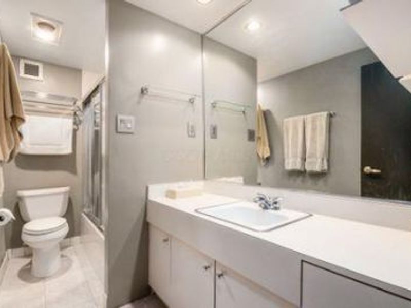 1000 Urlin Avenue, Unit 15, Grandview Heights, OH 43212 Photo 11