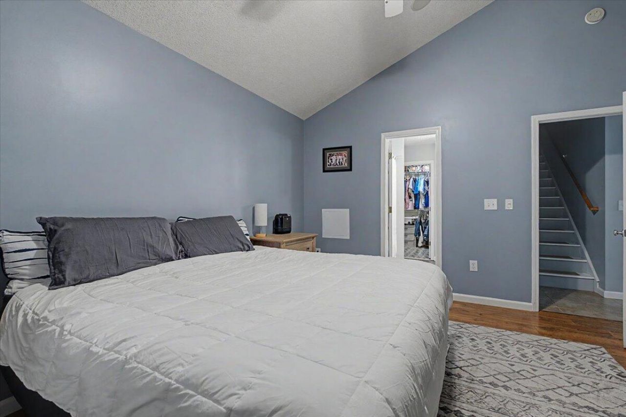9257 Ayscough Road Photo 21