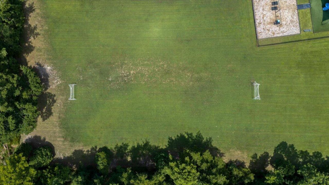 9257 Ayscough Road Photo 47