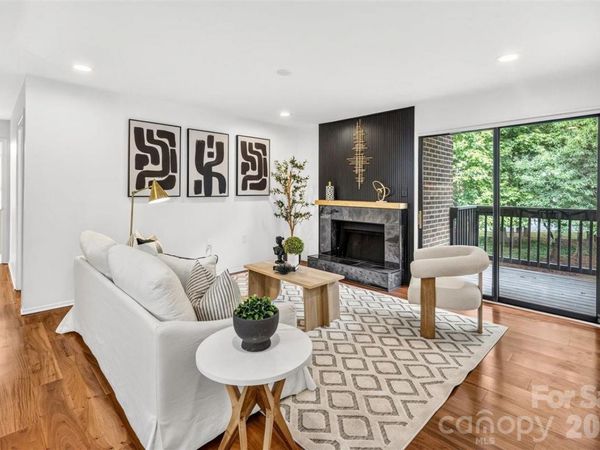 4906 Sardis Road, Unit D, Charlotte, NC 28270