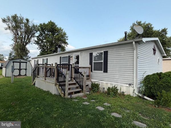 10 VAGABOND ROAD , MIDDLETOWN, PA 17057