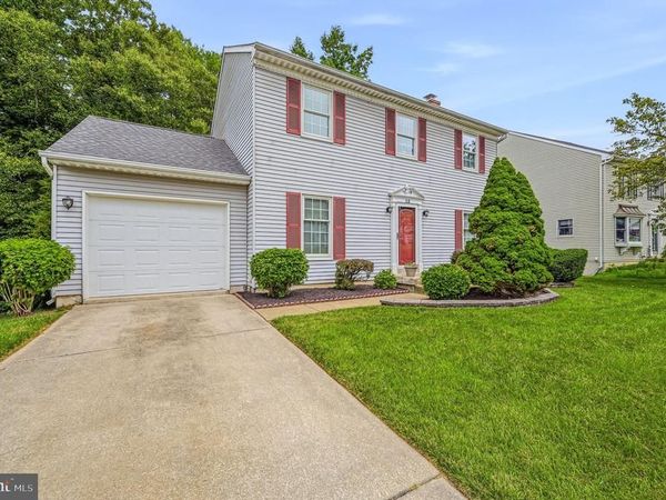 15 GLOUCESTER COURT, NEWARK, DE 19702