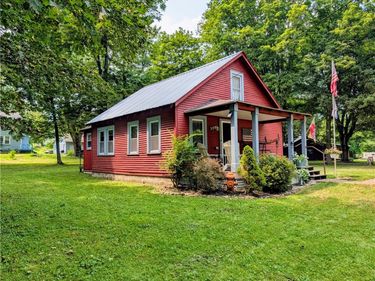 39 Golden Glow Drive, Elmira, NY 14905