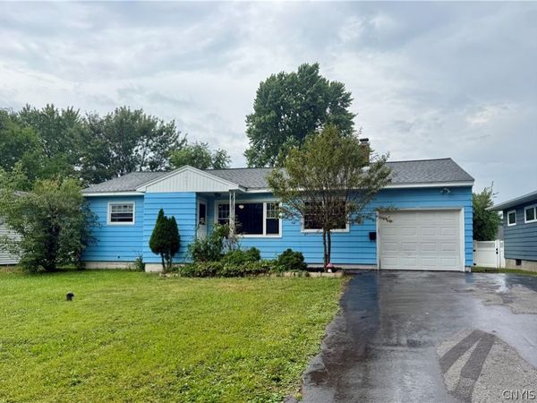 105 Traister Drive , Liverpool, NY 13088