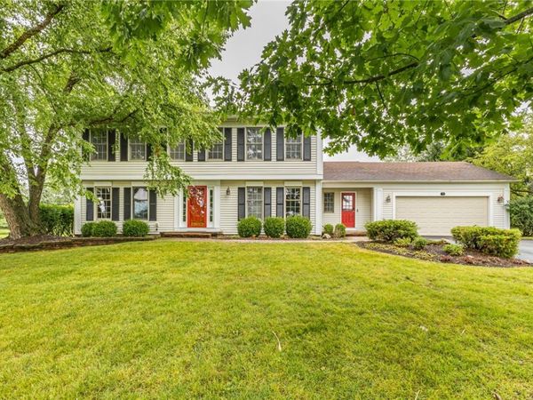 9 Wild Berry Lane, Pittsford, NY 14534