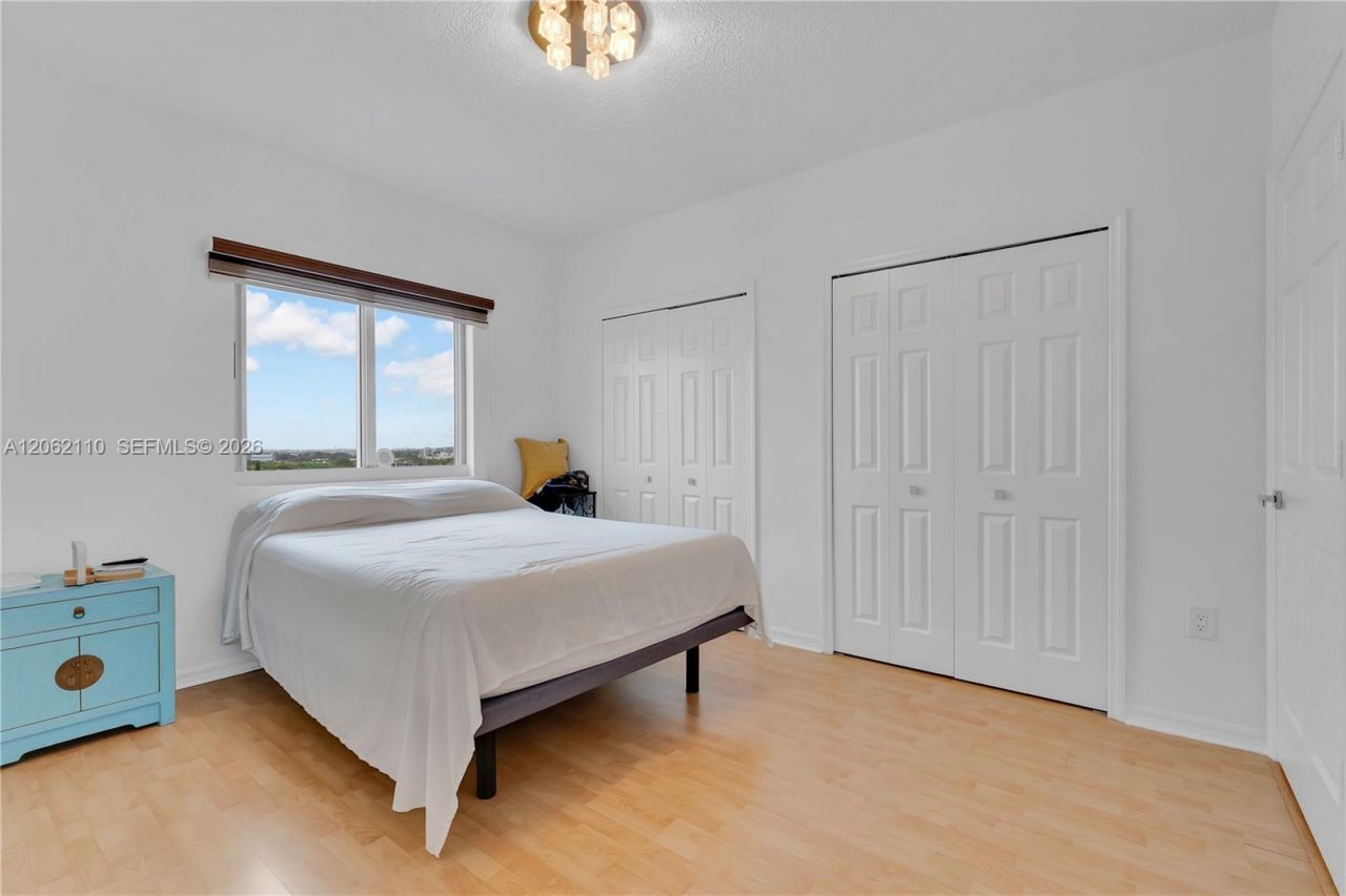 3500 Coral Way, Unit PH-10, Miami, FL 33145 Photo