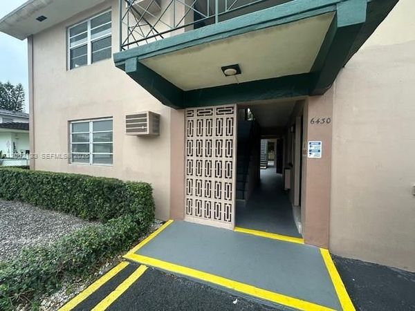 6430 W Flagler St , Unit 6, Miami, FL 33144