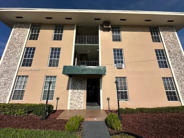1400 S Douglas Rd , Unit 11, Coral Gables, FL 33134 Photo