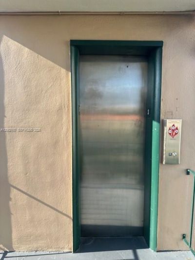 1400 S Douglas Rd , Unit 11, Coral Gables, FL 33134 Photo