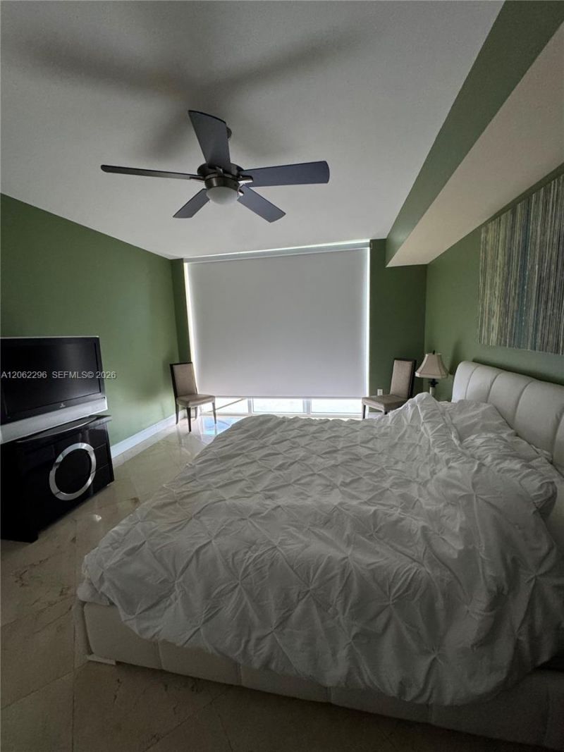 1850 S Ocean Dr , Unit 4203, Hallandale Beach, FL 33009 Photo