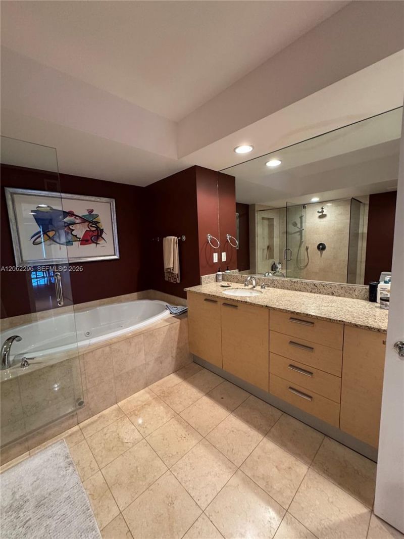 1850 S Ocean Dr , Unit 4203, Hallandale Beach, FL 33009 Photo