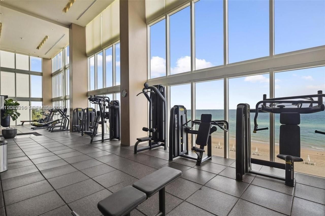 1850 S Ocean Dr , Unit 4203, Hallandale Beach, FL 33009 Photo