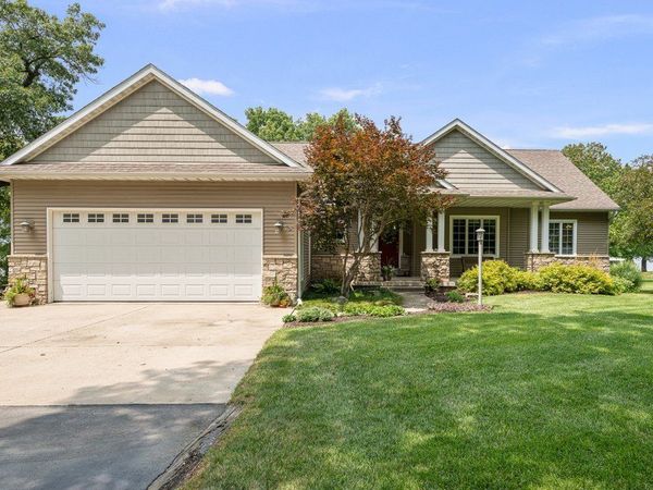 1015 3rd Avenue, Cordova, IL 61242