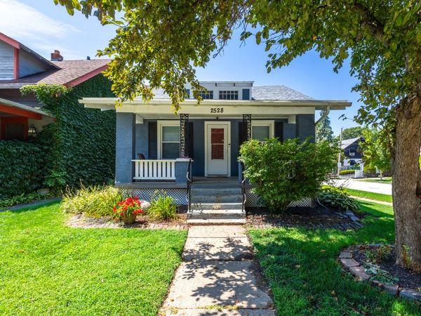 2528 Leclaire Street, Davenport, IA 52803