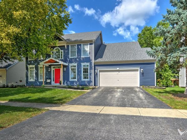 39W700 Green Place, Geneva, IL 60134