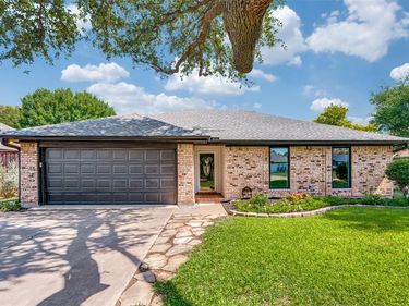 8420 Christie Drive, Frisco, TX 75033