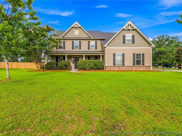 122 Wedgefield Drive, Raeford, NC 28376