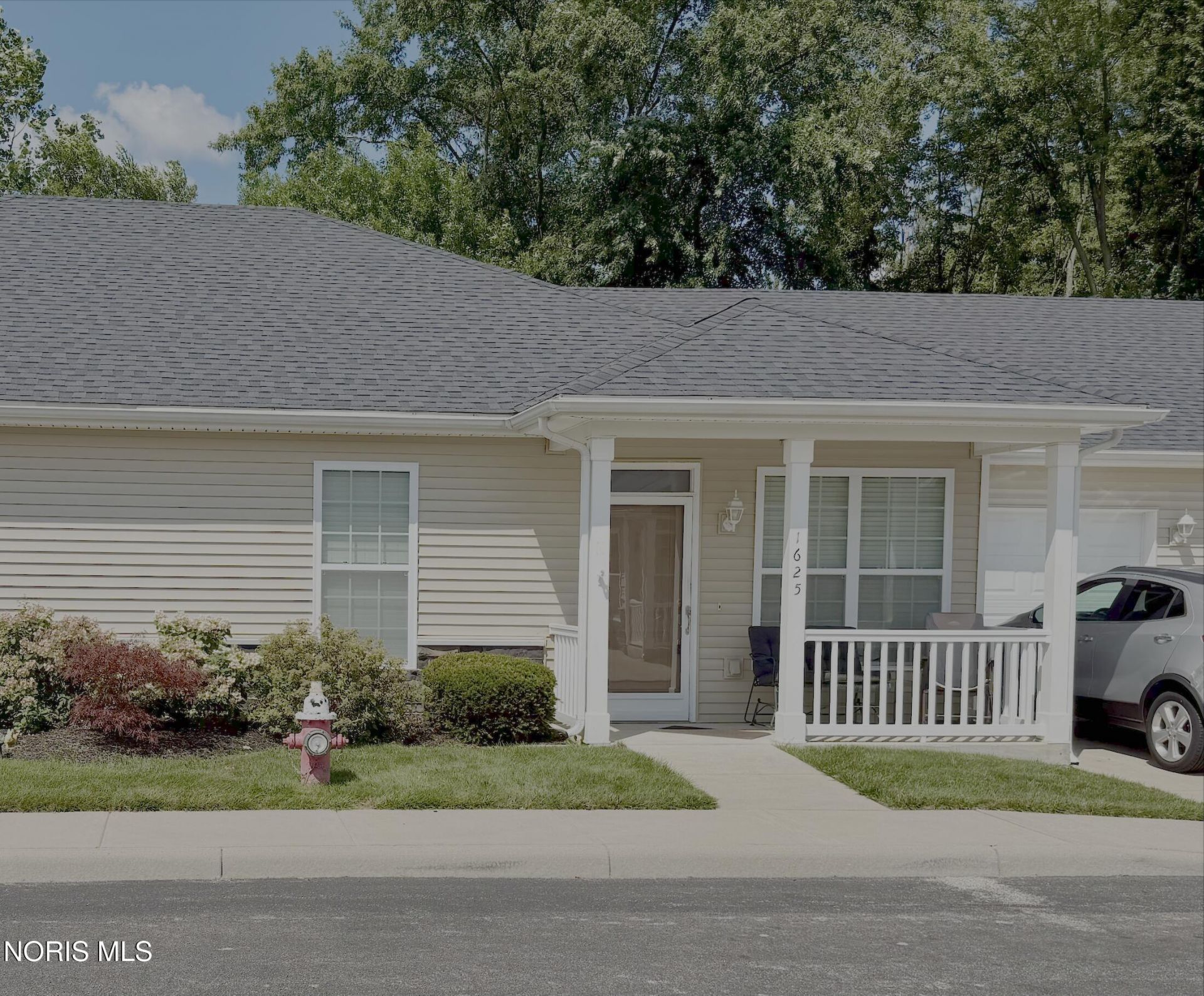 1625 Brooklynn Park E , Toledo, OH 43615 Main Photo