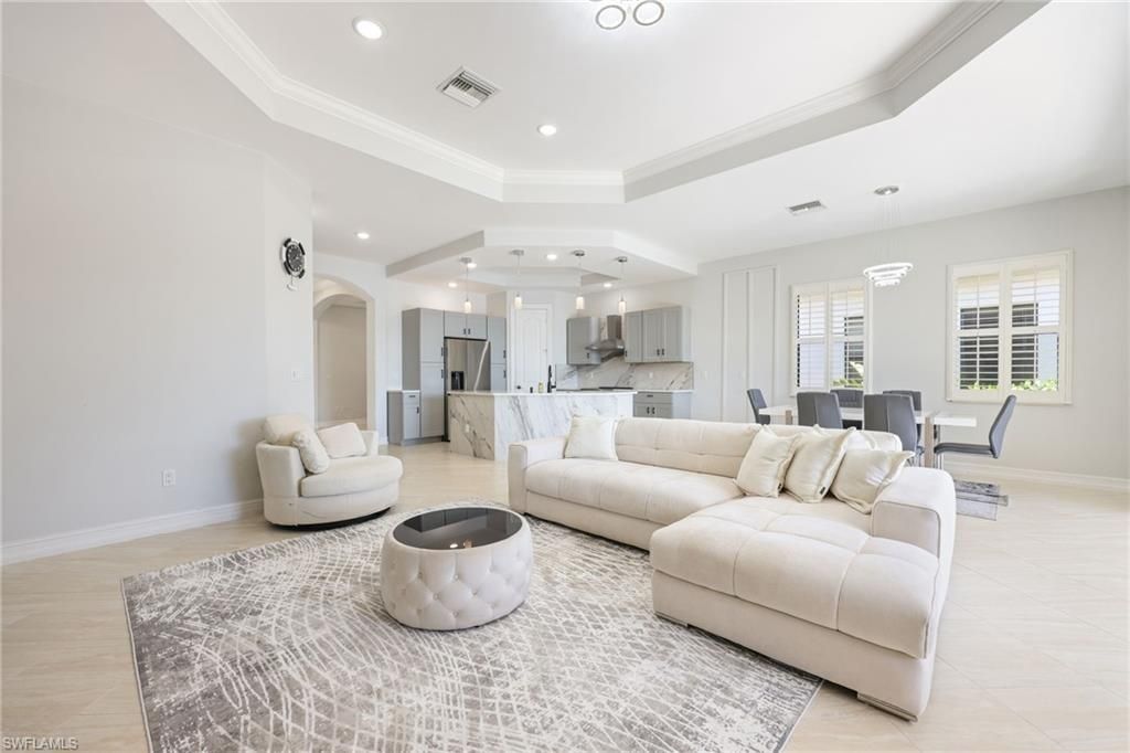 1419 Serrano Cir, Naples, FL 34105 Photo