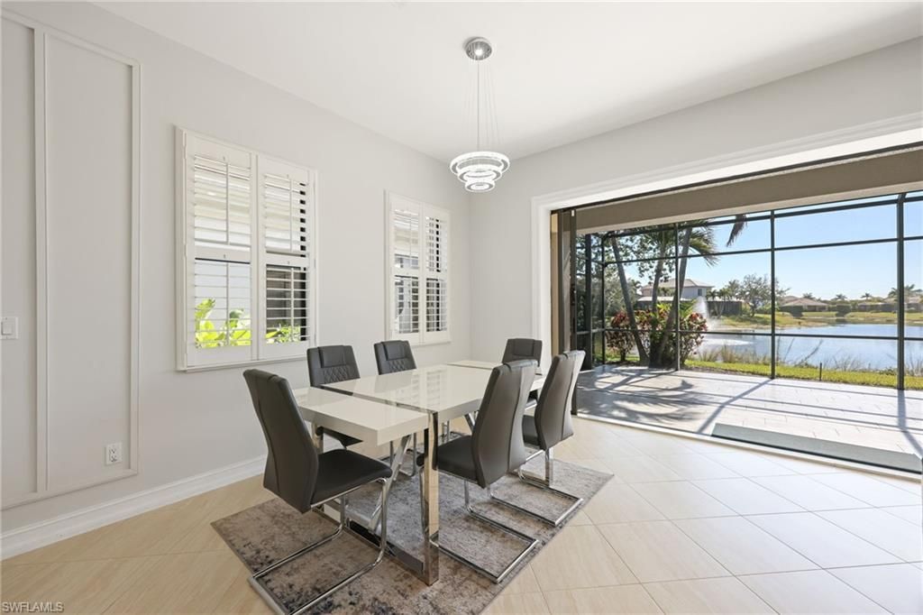 1419 Serrano Cir, Naples, FL 34105 Photo