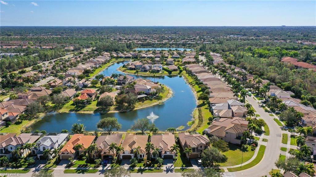 1419 Serrano Cir, Naples, FL 34105 Photo