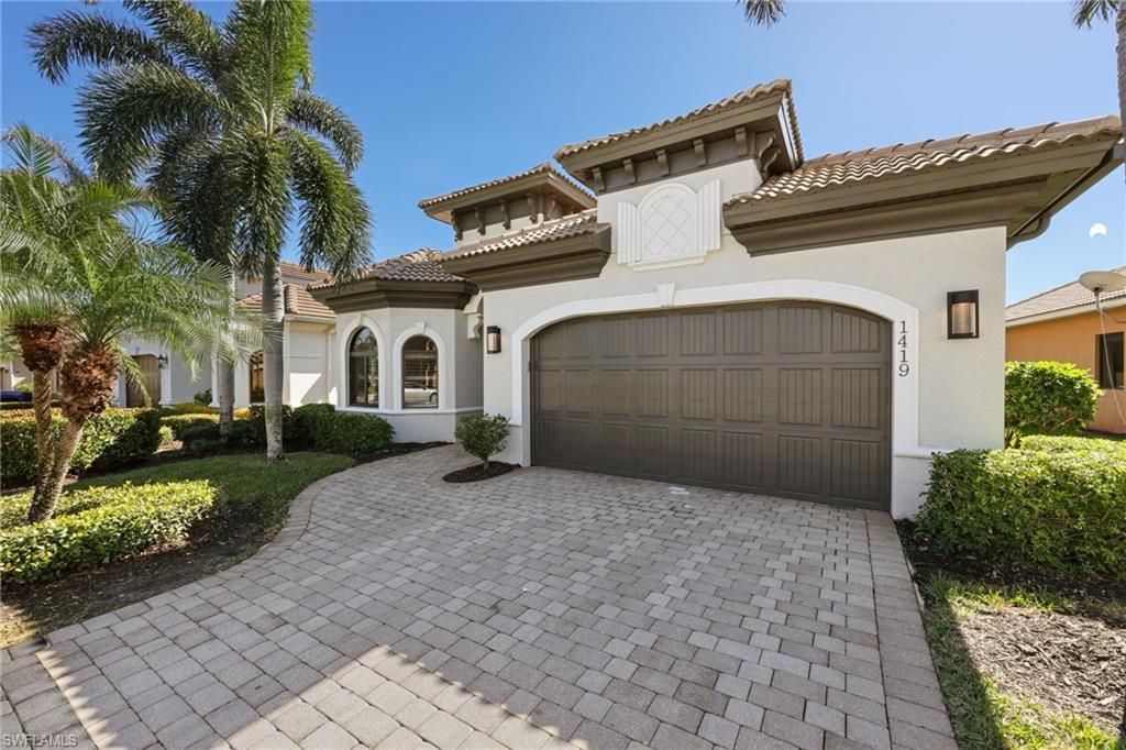 1419 Serrano Cir, Naples, FL 34105 Photo