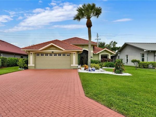 5866 Westbourgh CT, NAPLES, FL 34112