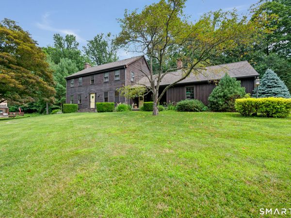 39 Old Carriage, Portland, CT 06480