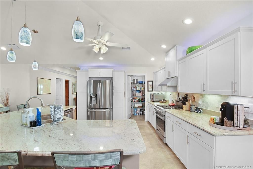 4586 SE Manatee Terrace, Stuart, FL 34997 Photo
