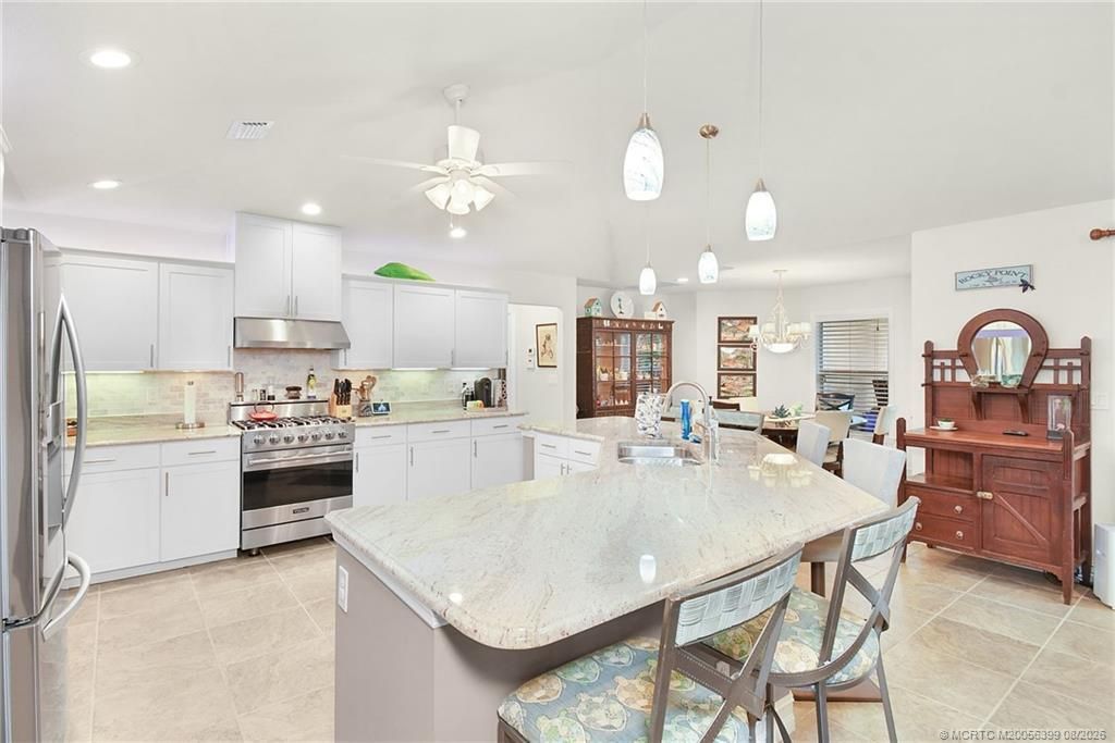 4586 SE Manatee Terrace, Stuart, FL 34997 Photo