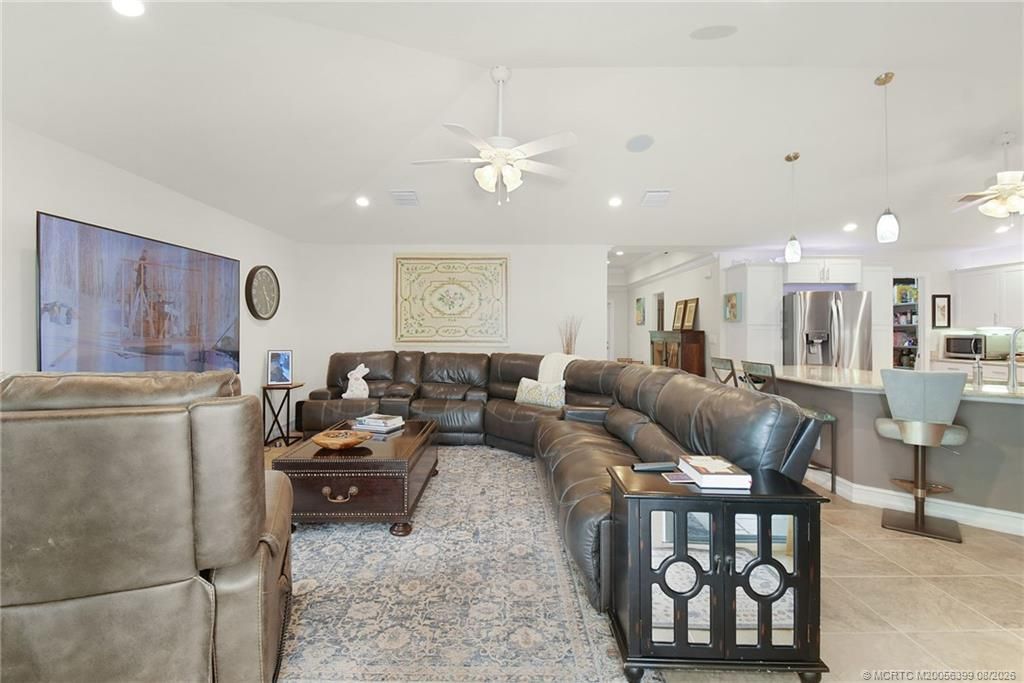 4586 SE Manatee Terrace, Stuart, FL 34997 Photo