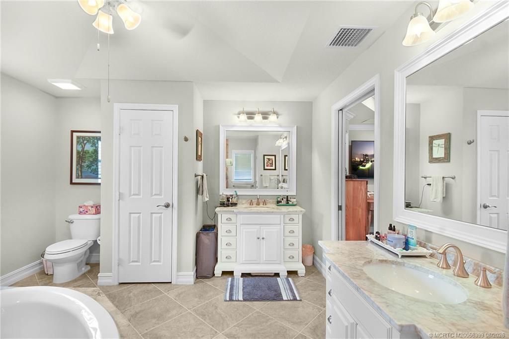 4586 SE Manatee Terrace, Stuart, FL 34997 Photo