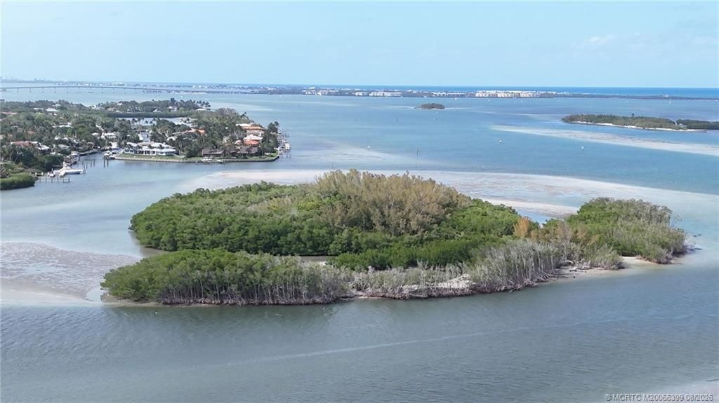 4586 SE Manatee Terrace, Stuart, FL 34997 Photo