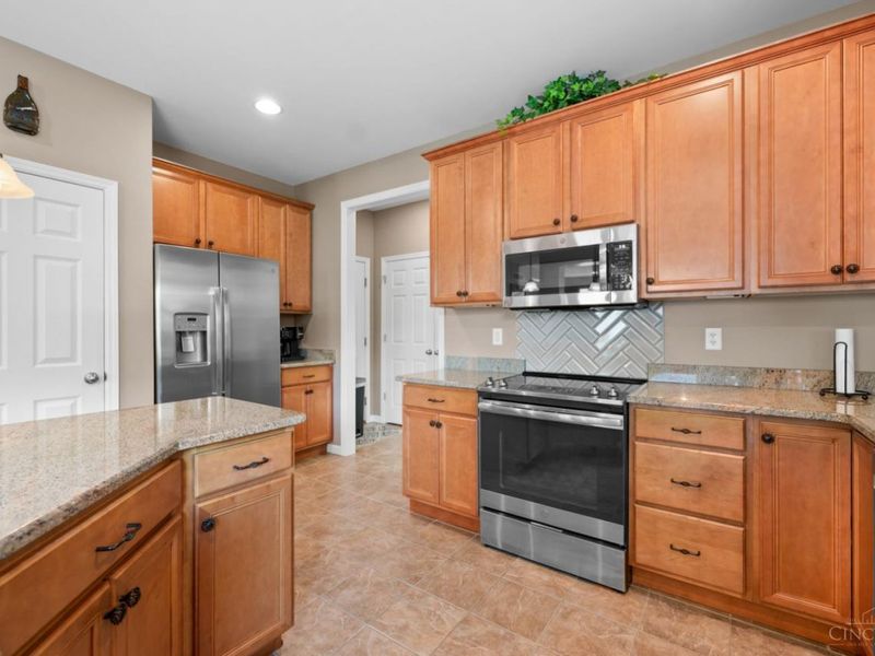 6228 Amberley Court, Liberty Township, OH 45044 Photo 16
