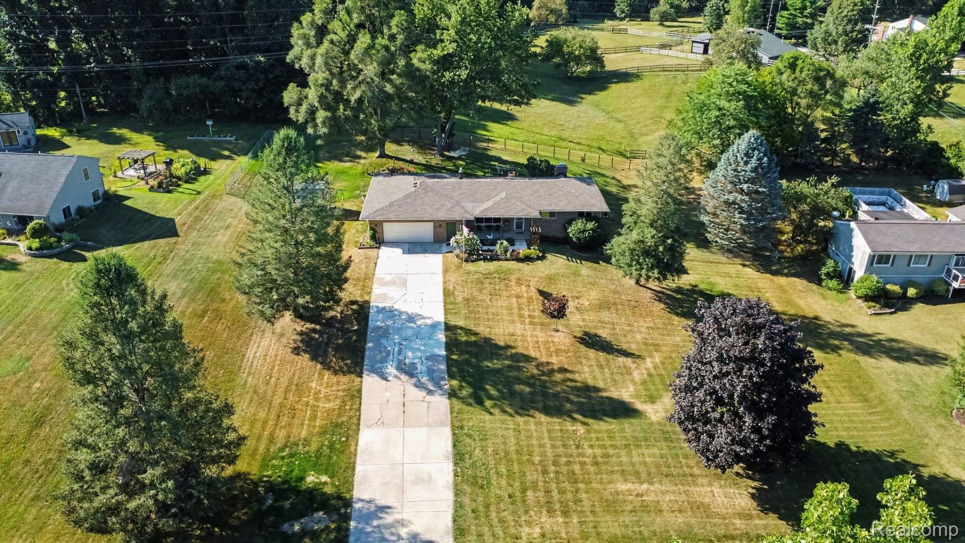 2777 White Lake Road, Highland Township, Mi 48356 Main Photo