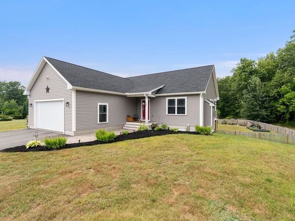2 River Road, Concord, NH 03303