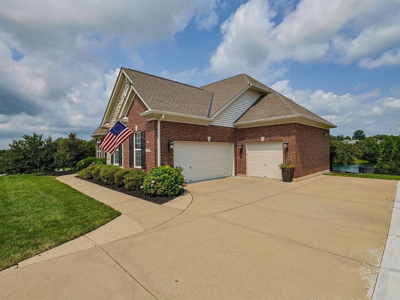 2622 Twin Hills Court, Union, KY 41091 Photo 3