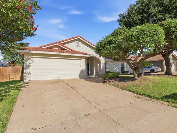 7909 Hayfield Court, Fort Worth, TX 76137