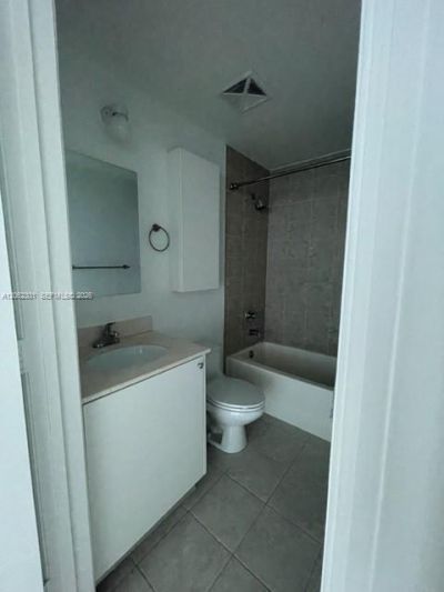 60 SW 13th St , Unit 3410, Miami, FL 33130 Photo