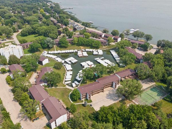 2700 N Shore Drive, Unit E-16A, Clear Lake, IA 50428