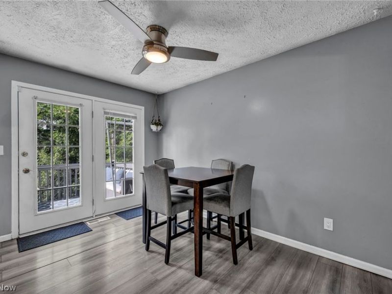 19020 Watercrest Avenue , Maple Heights, OH 44137 Photo 13
