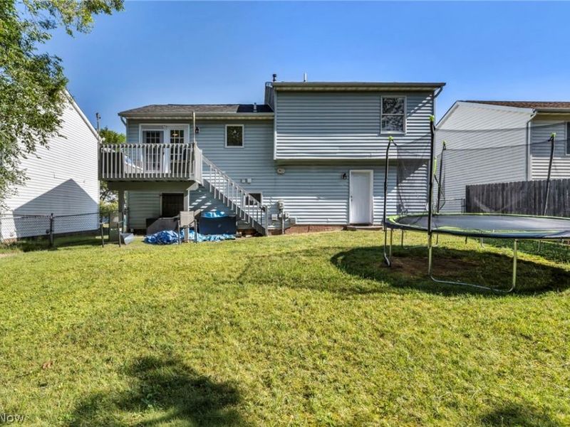 19020 Watercrest Avenue , Maple Heights, OH 44137 Photo 37