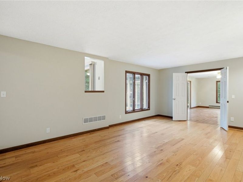 11425 Peach Tree Drive , Chesterland, OH 44026 Photo 21