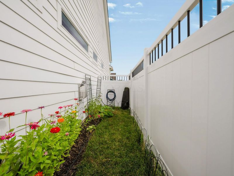 5179 Clarewood Lane , Dublin, OH 43016 Photo 28