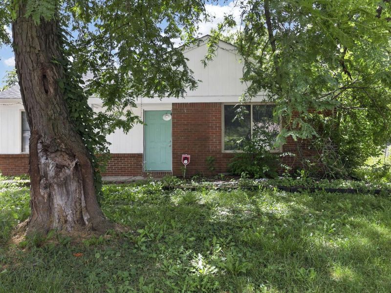 5401 Adderley Avenue , Columbus, OH 43232 Photo 2