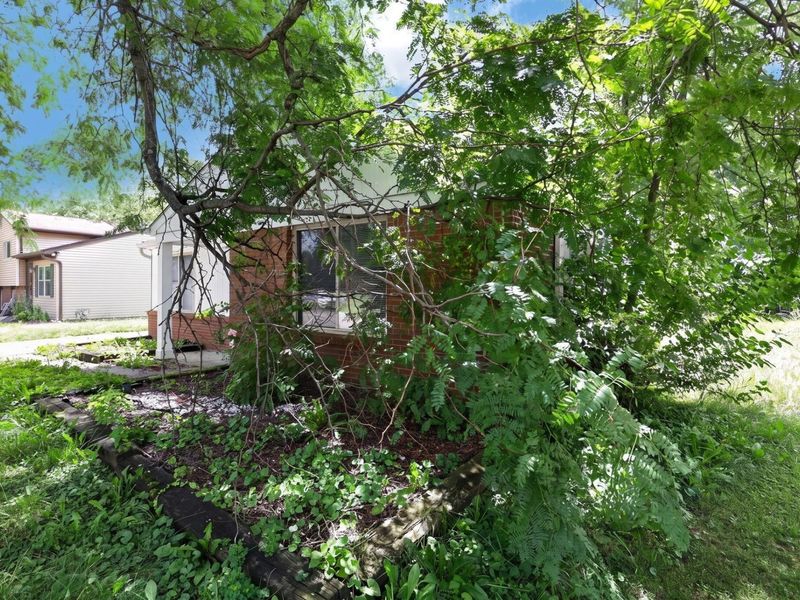 5401 Adderley Avenue , Columbus, OH 43232 Photo 5